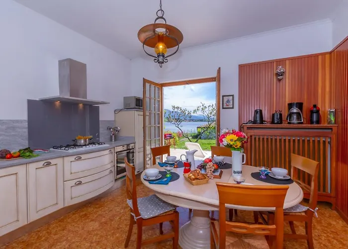 Martine Au Bord Du - Happy וילה Cadrezzate