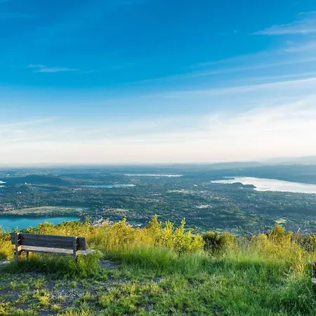 Villa Villa Martine Au Bord Du Lac With Garden - Happy Rentals