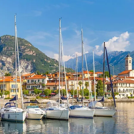 Villa Martine Au Bord Du Lac With Garden - Happy Rentals Cadrezzate