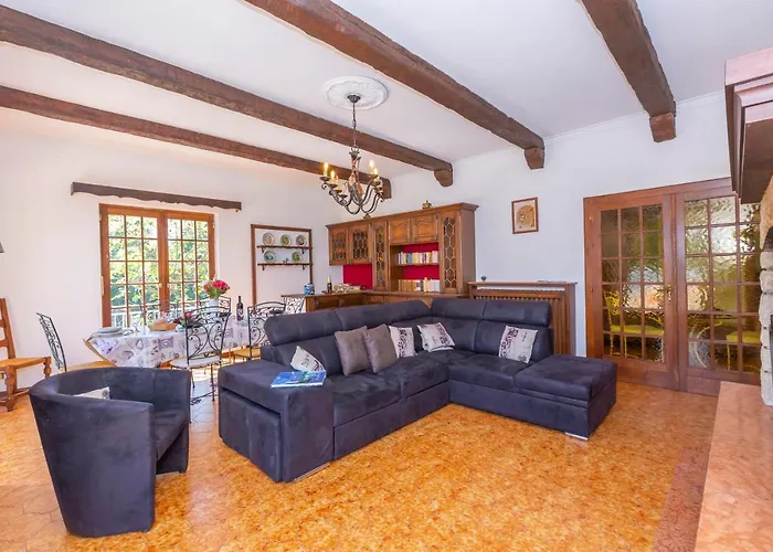 Villa Martine Au Bord Du - Happy Cadrezzate