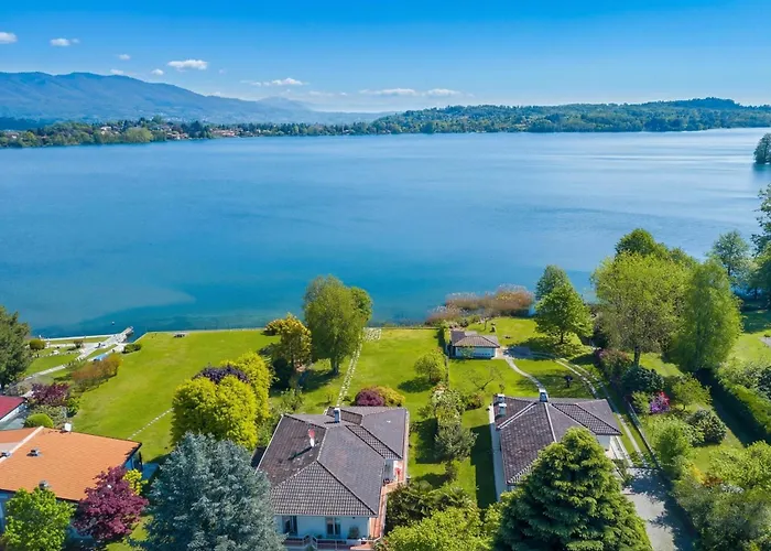 Martine Au Bord Du - Happy Villa